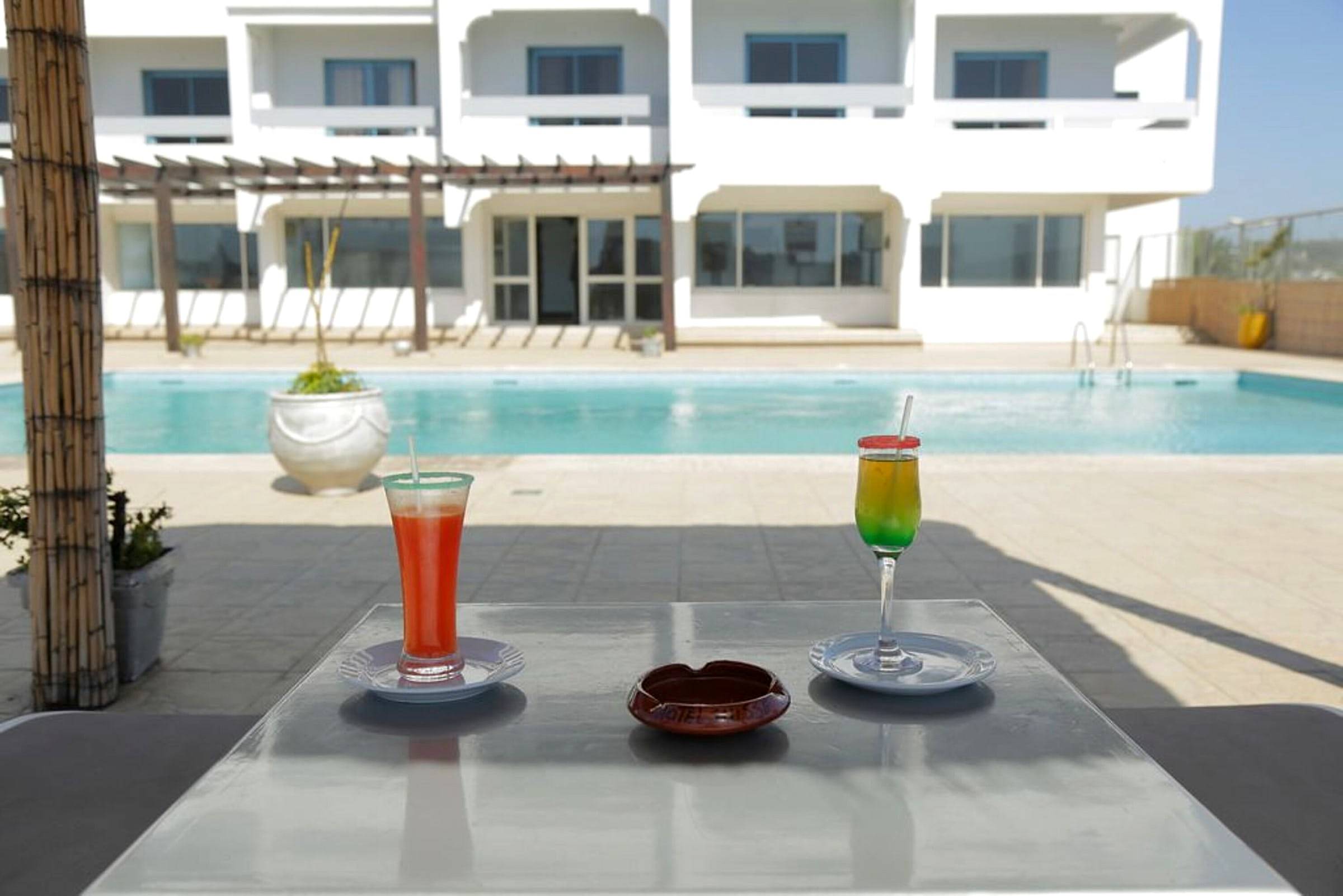 Snack de la piscine, en saison.